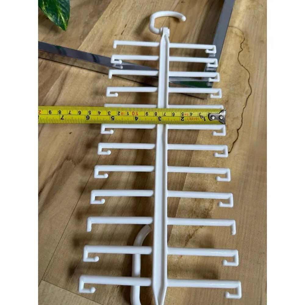 Belt hanger
